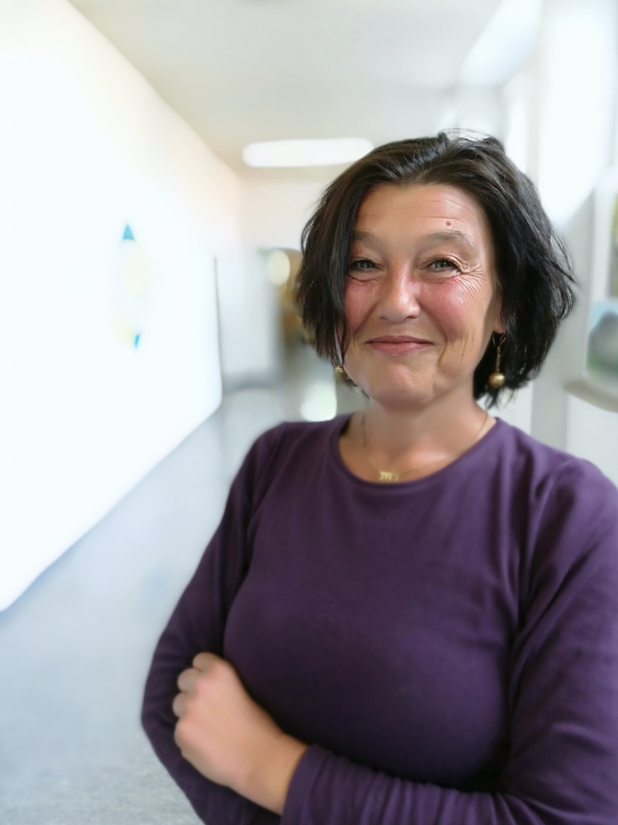 Porträtfoto von Frau Spiegel