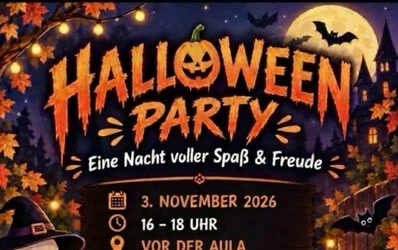 Plakat „Halloween-Party – Eine Nacht voller Spaß & Freude“ mit Kürbissen, Gespenstern und Fledermäusen